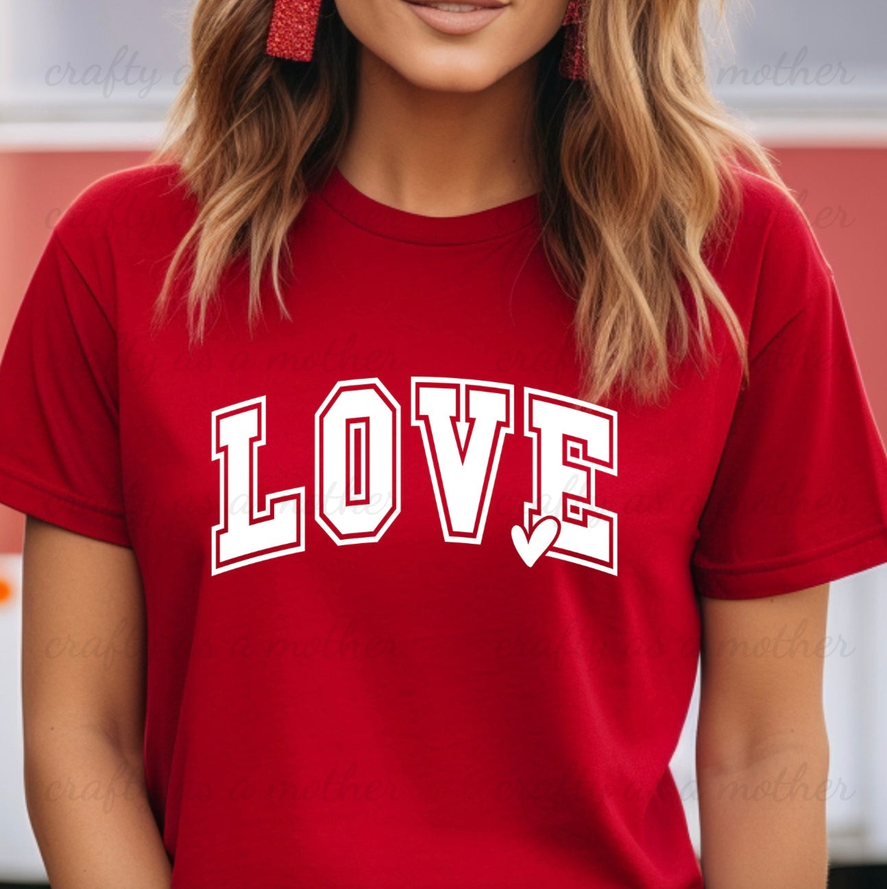 LOVE Tee