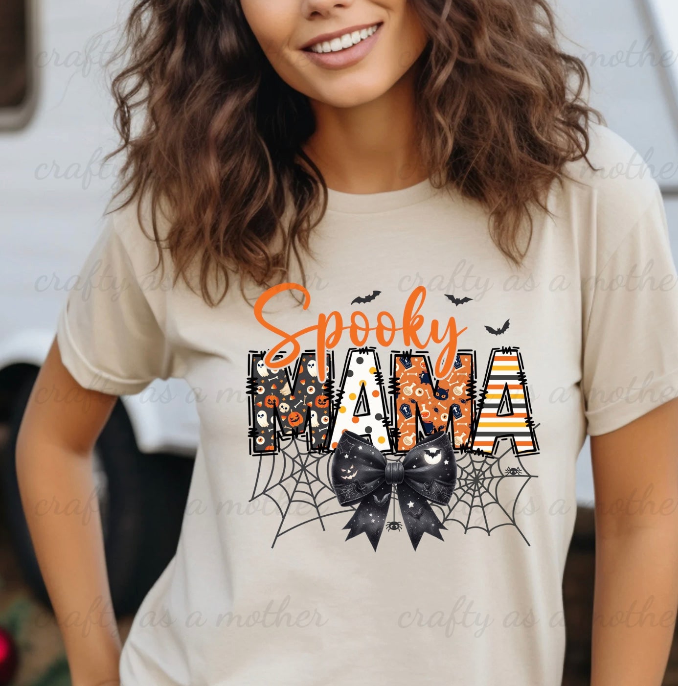 Spooky Mama Tee